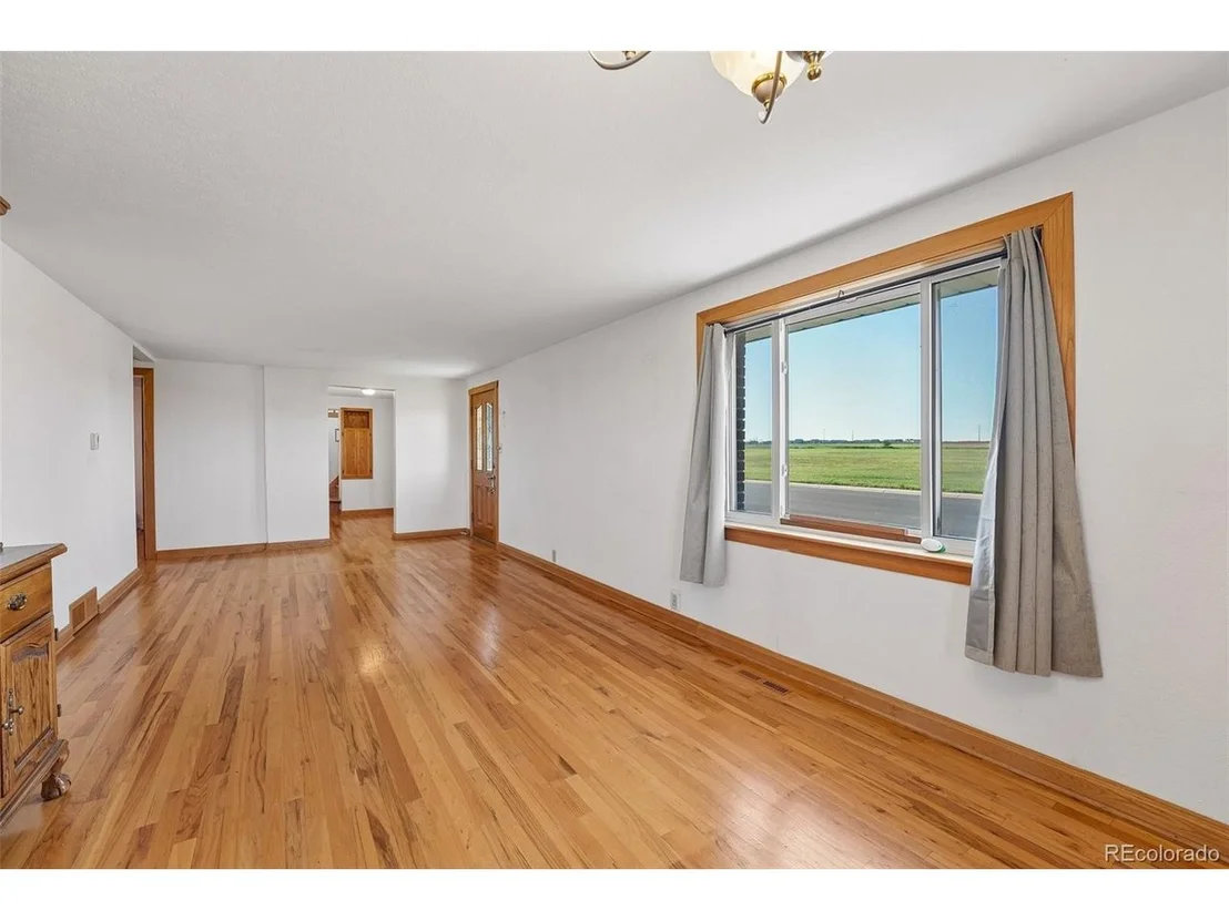 Photo of 101 2nd St