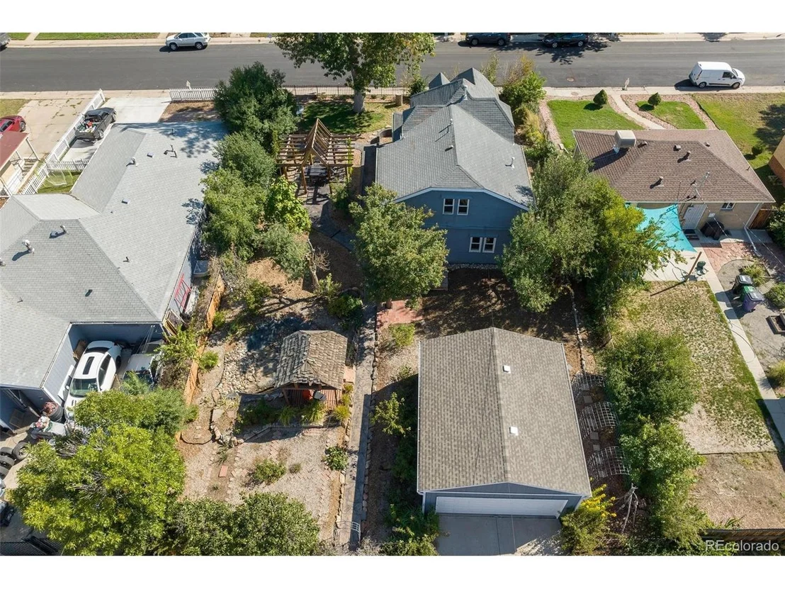 Photo of 3339 Olive St