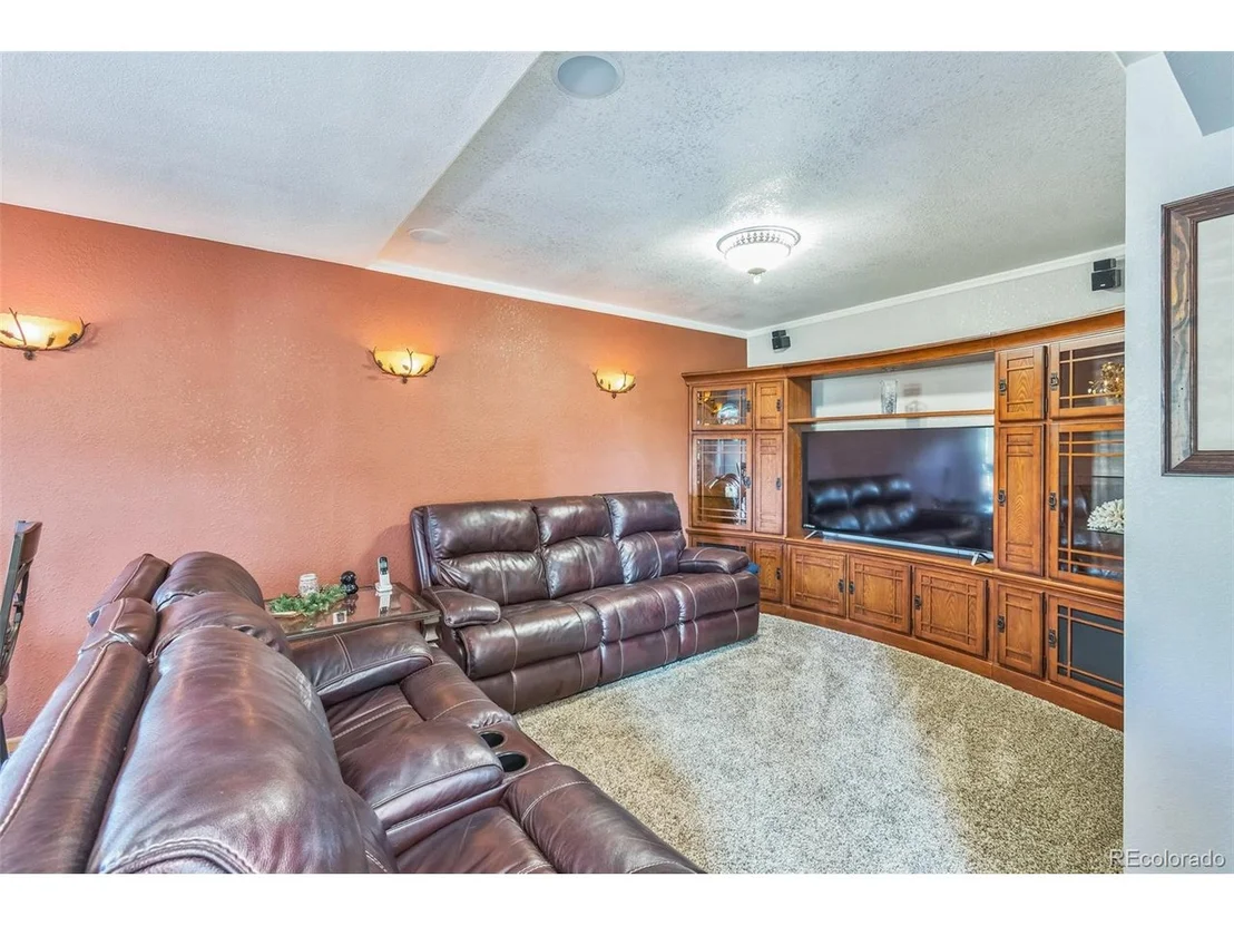 Photo of 30277 Weisshorn Cir