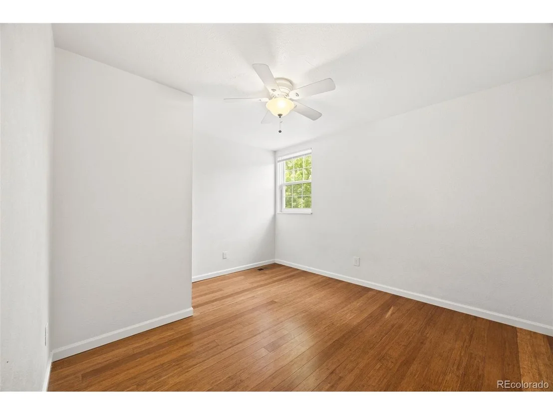 Photo of 5998 E Weaver Cir
