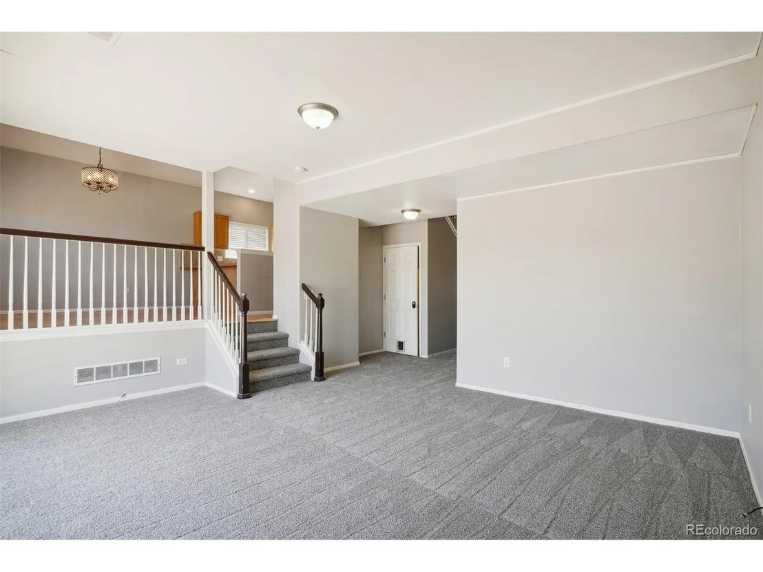 Photo of 9806 Roadrunner Ave