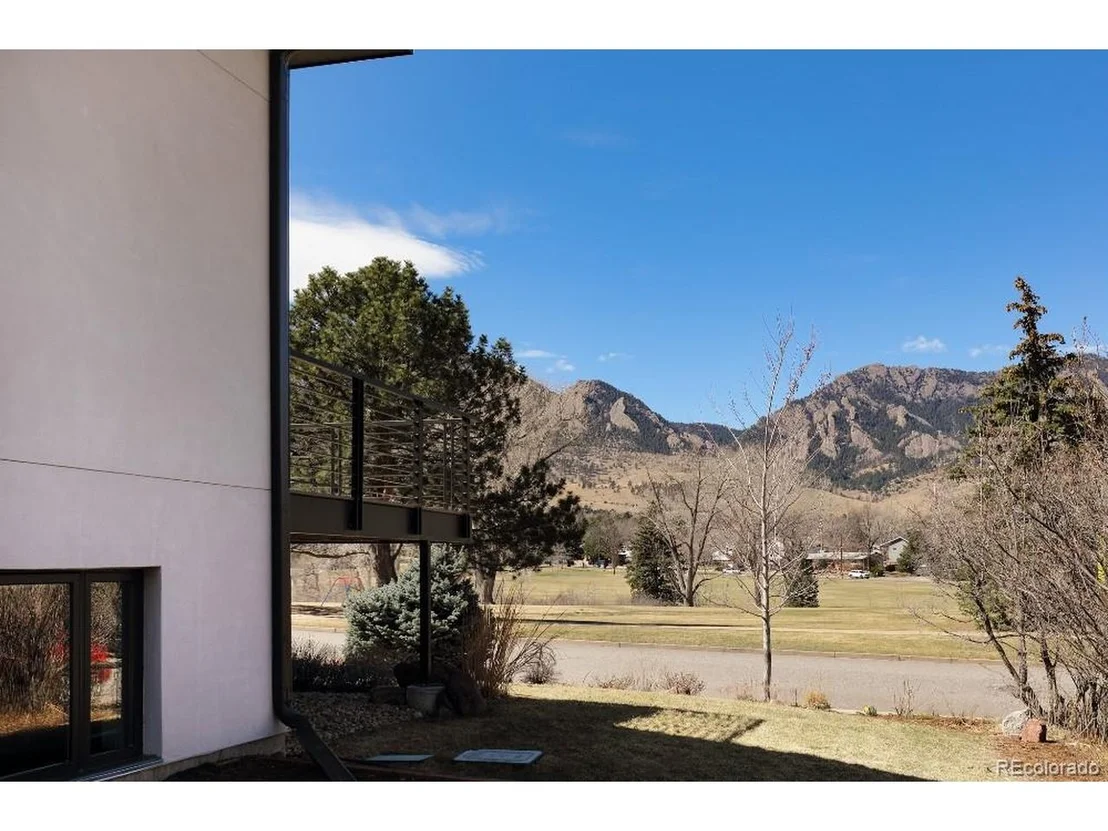 Photo of 1380 Knox Dr