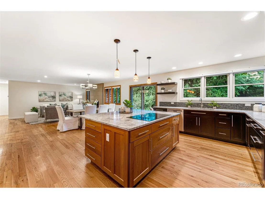 Photo of 2232 Holyoke Dr