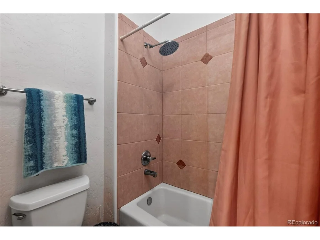 Photo of 724 Saddle Ridge Cir