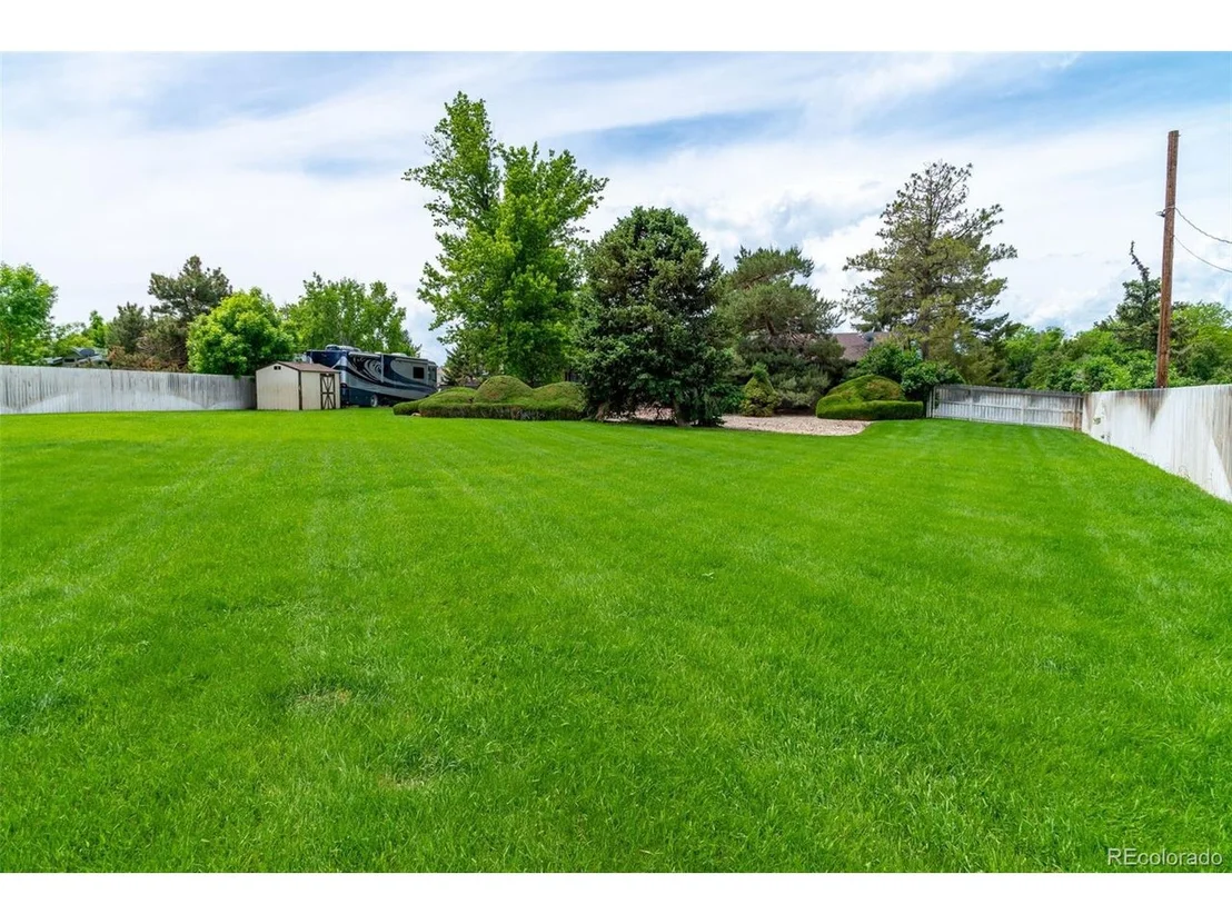 Photo of 2240 Champlain Dr