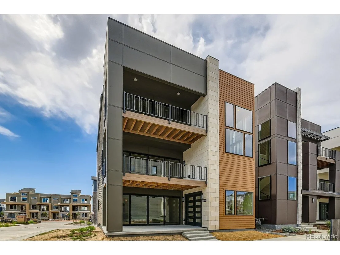Photo of 16599 Peak Way