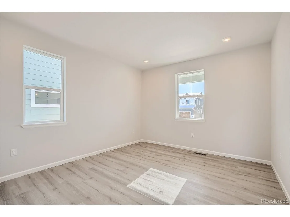 Photo of 1300 Brookfield Pl