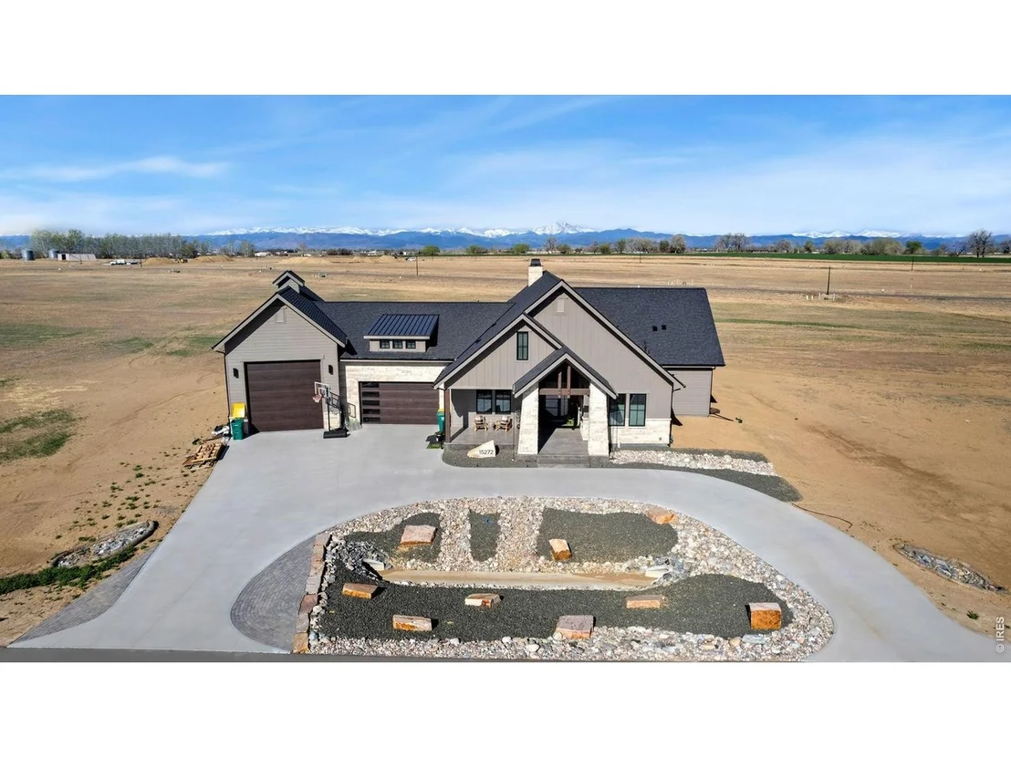 Photo of 15288 Ypsilon Cir
