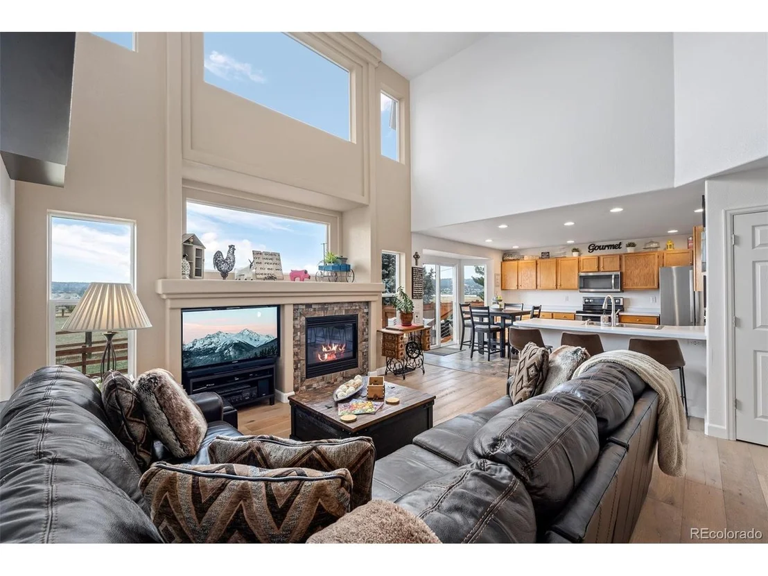 Photo of 4763 Bobolink Dr