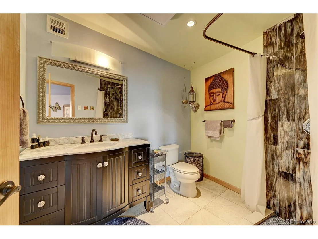 Photo of 218 Anemone Dr