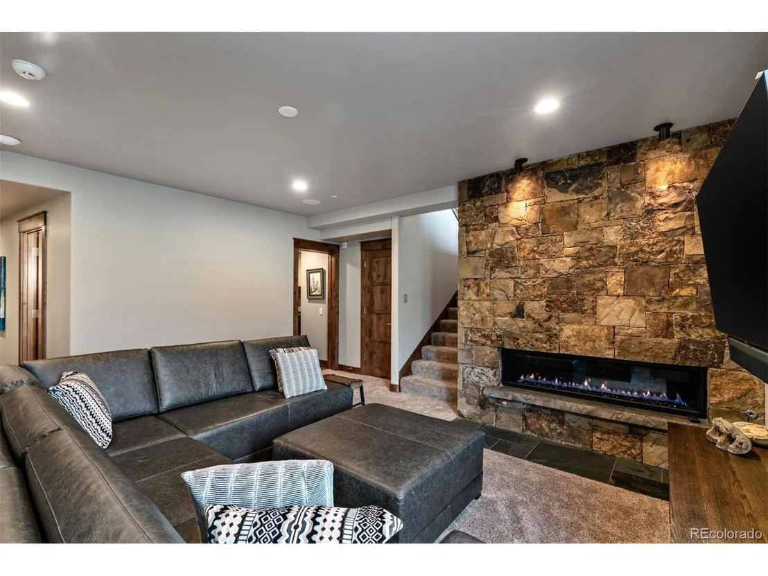 Photo of 2230 Golden Eagle Rd