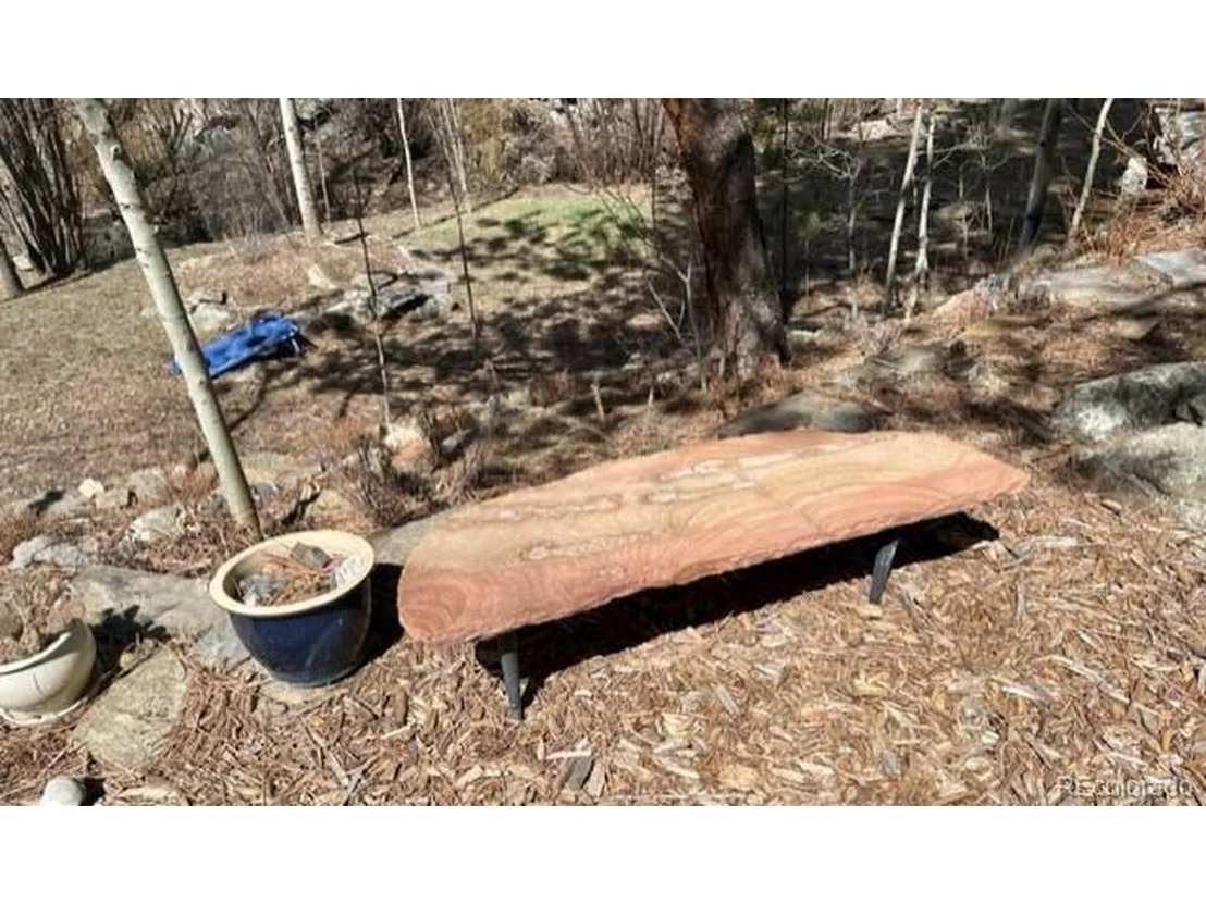 Photo of 694 Crow Valley Rd