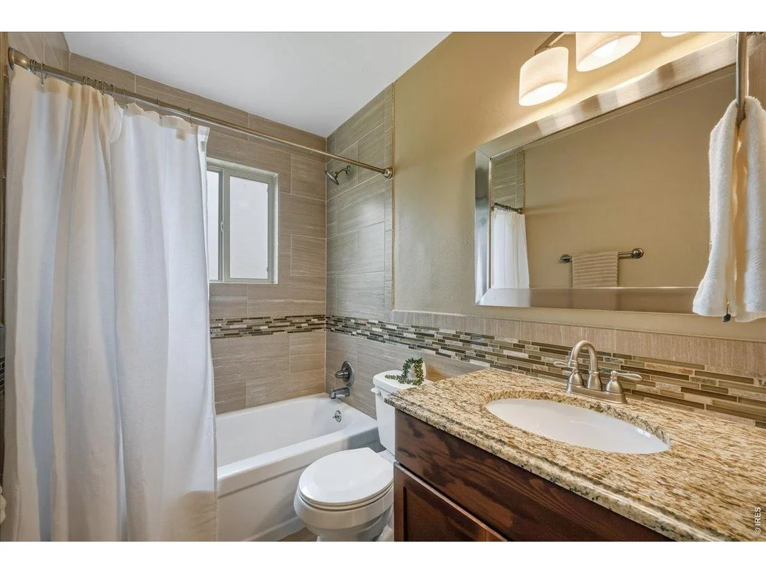 Photo of 30 Tulip Ct