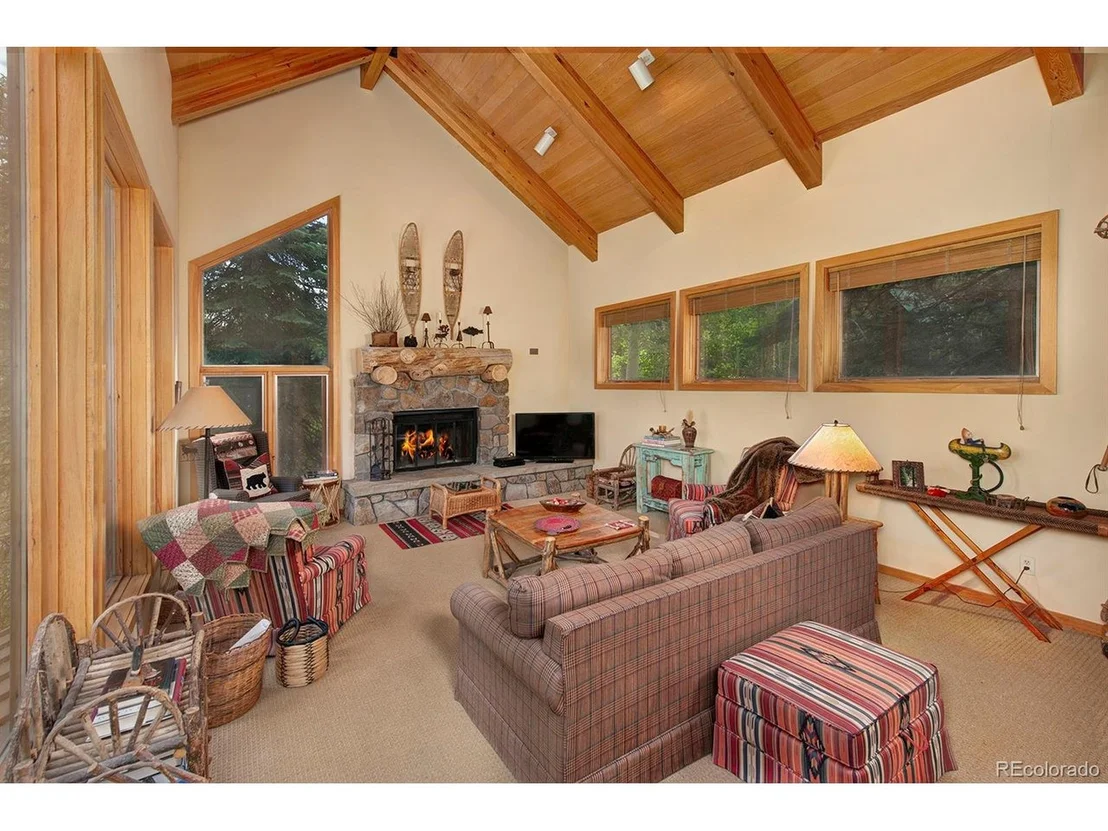 Photo of 44 Bear Tree Ct