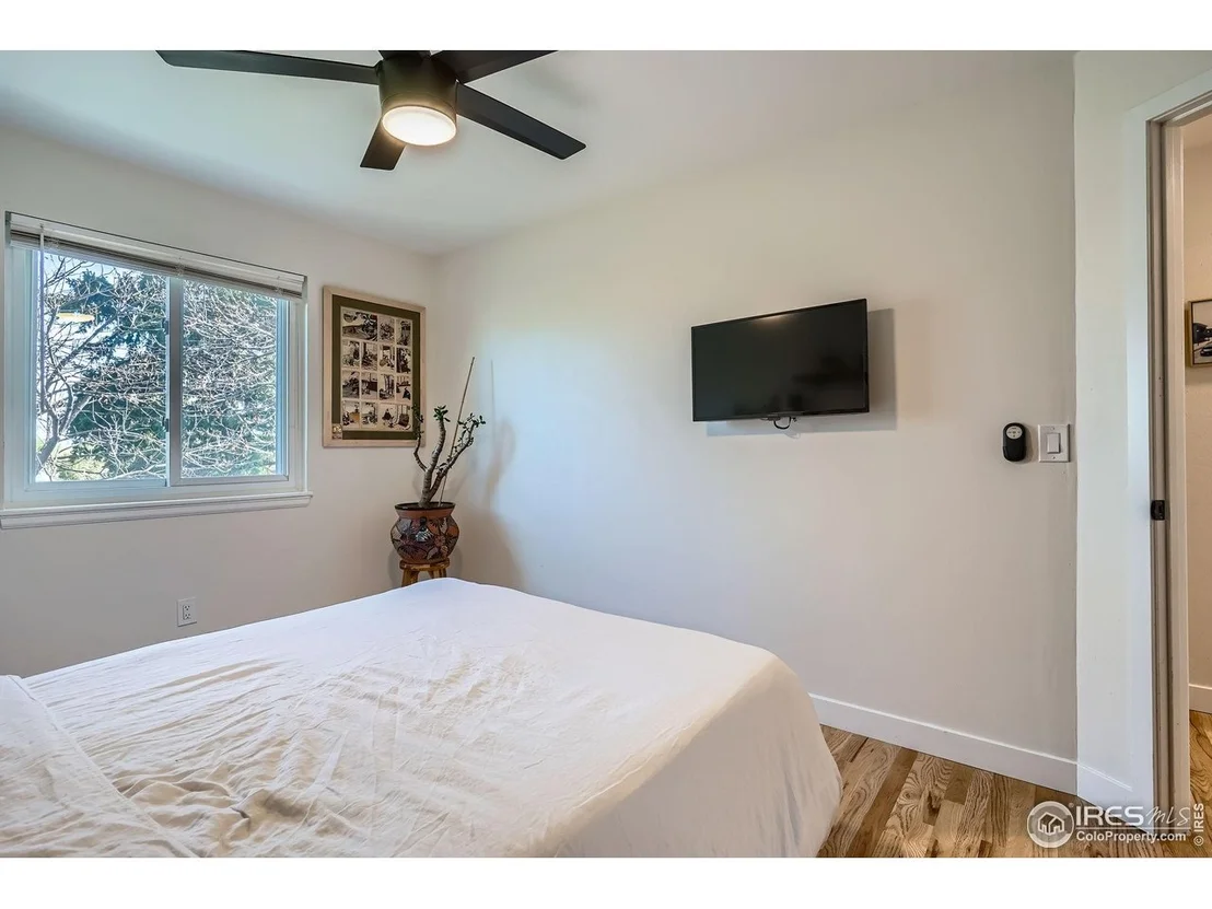 Photo of 348 Eisenhower Dr