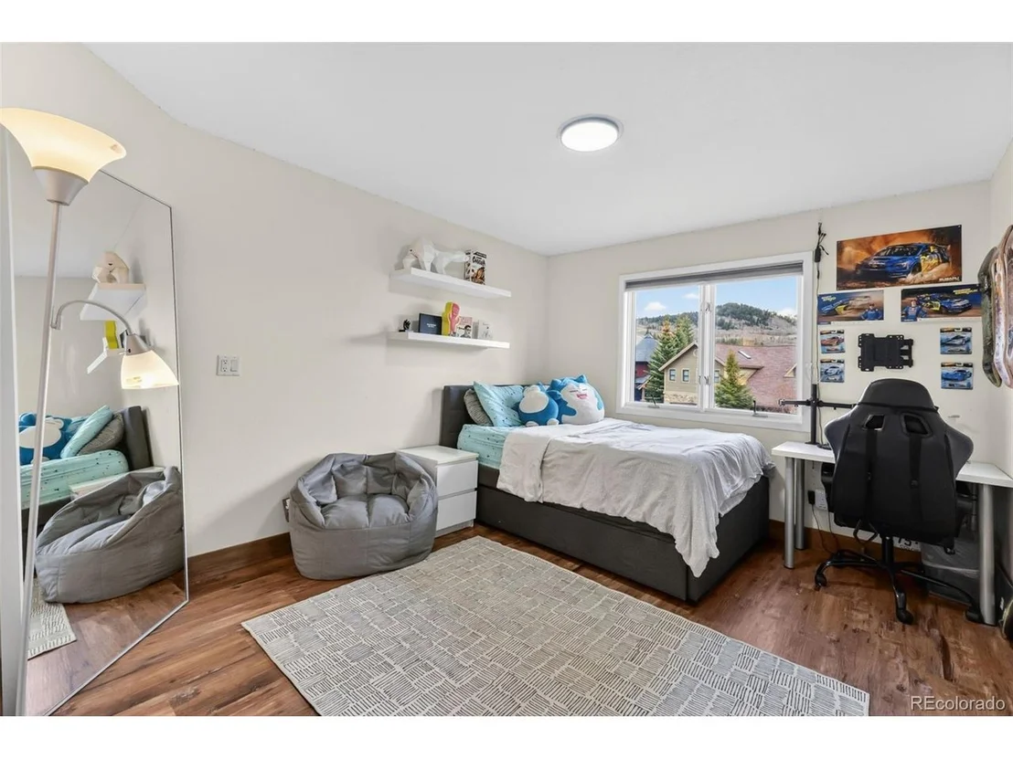 Photo of 1532 Legend Lake Cir