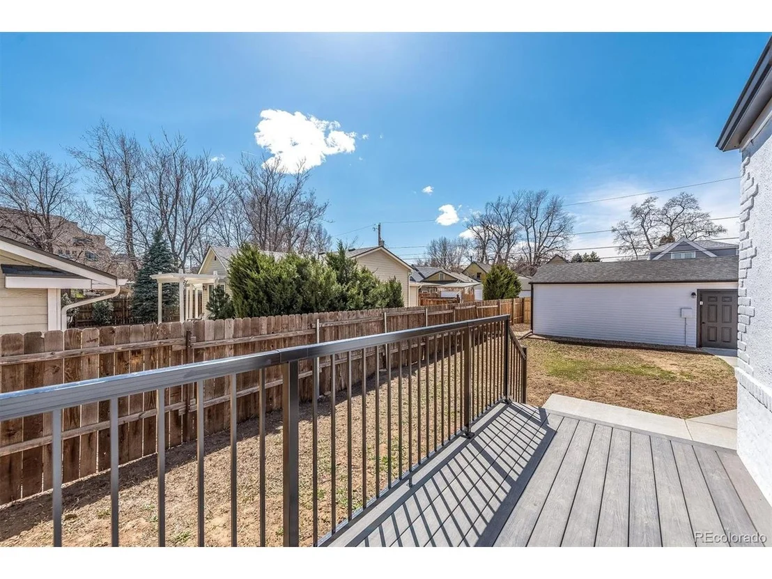 Photo of 3343 Lowell Blvd