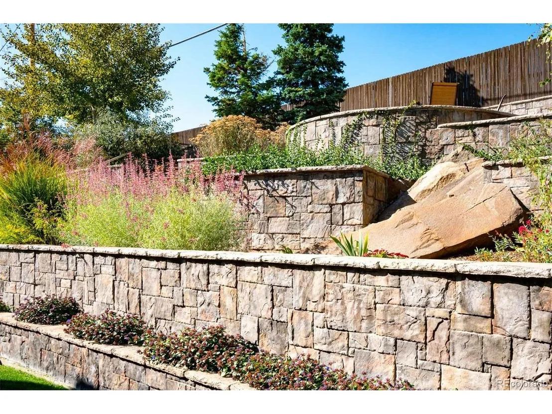 Photo of 2289 Old Quarry Rd