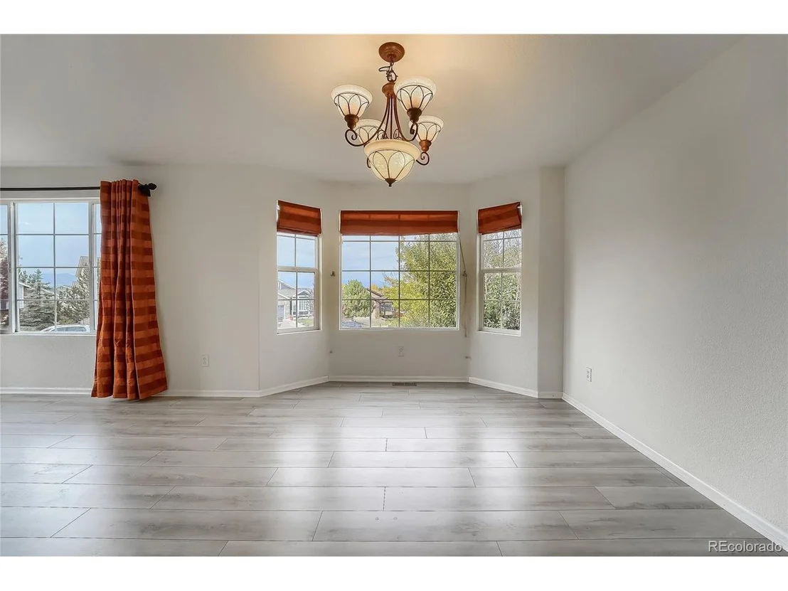 Photo of 2073 Mountain Iris Dr