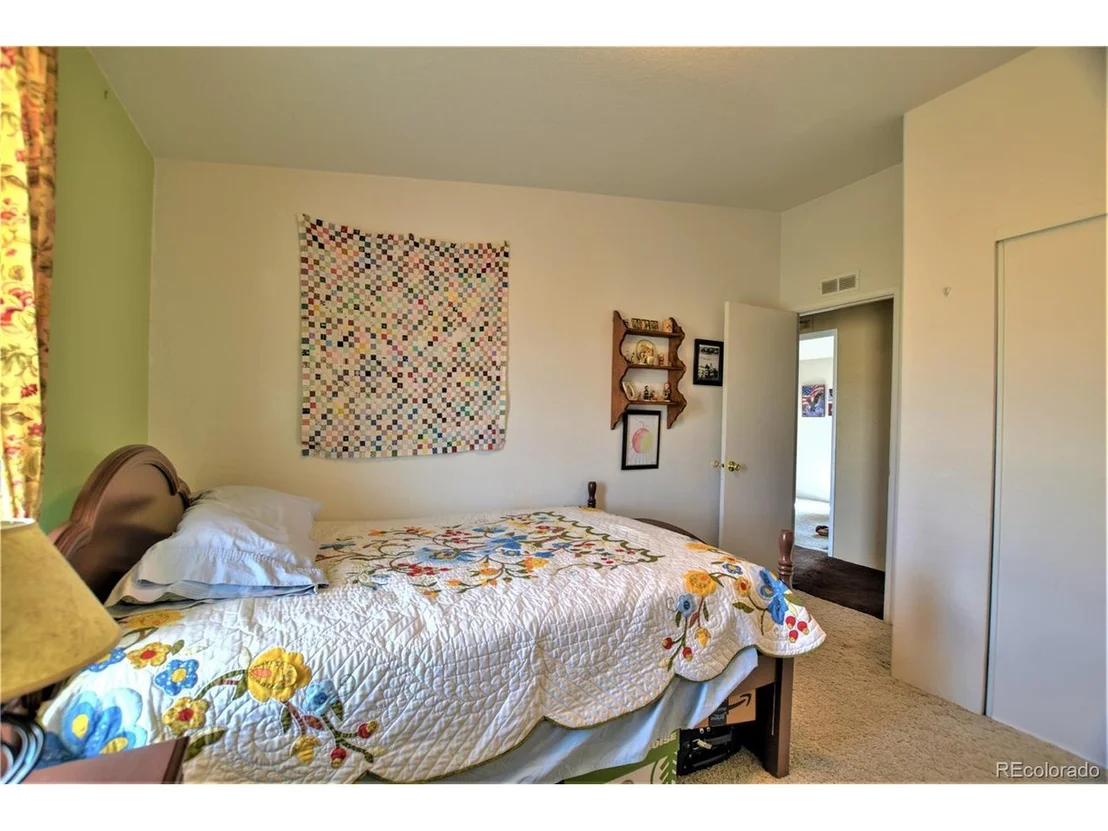 Photo of 415 Rogers