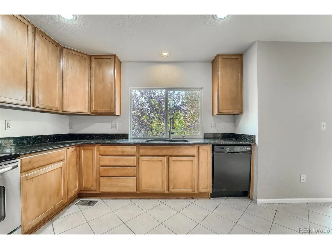 Photo of 2073 Mountain Iris Dr