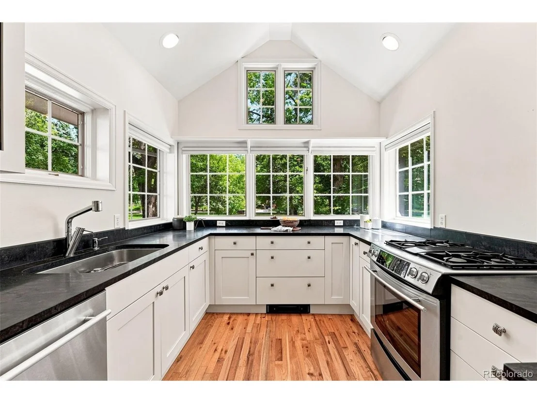 Photo of 1805 Forest Pkwy