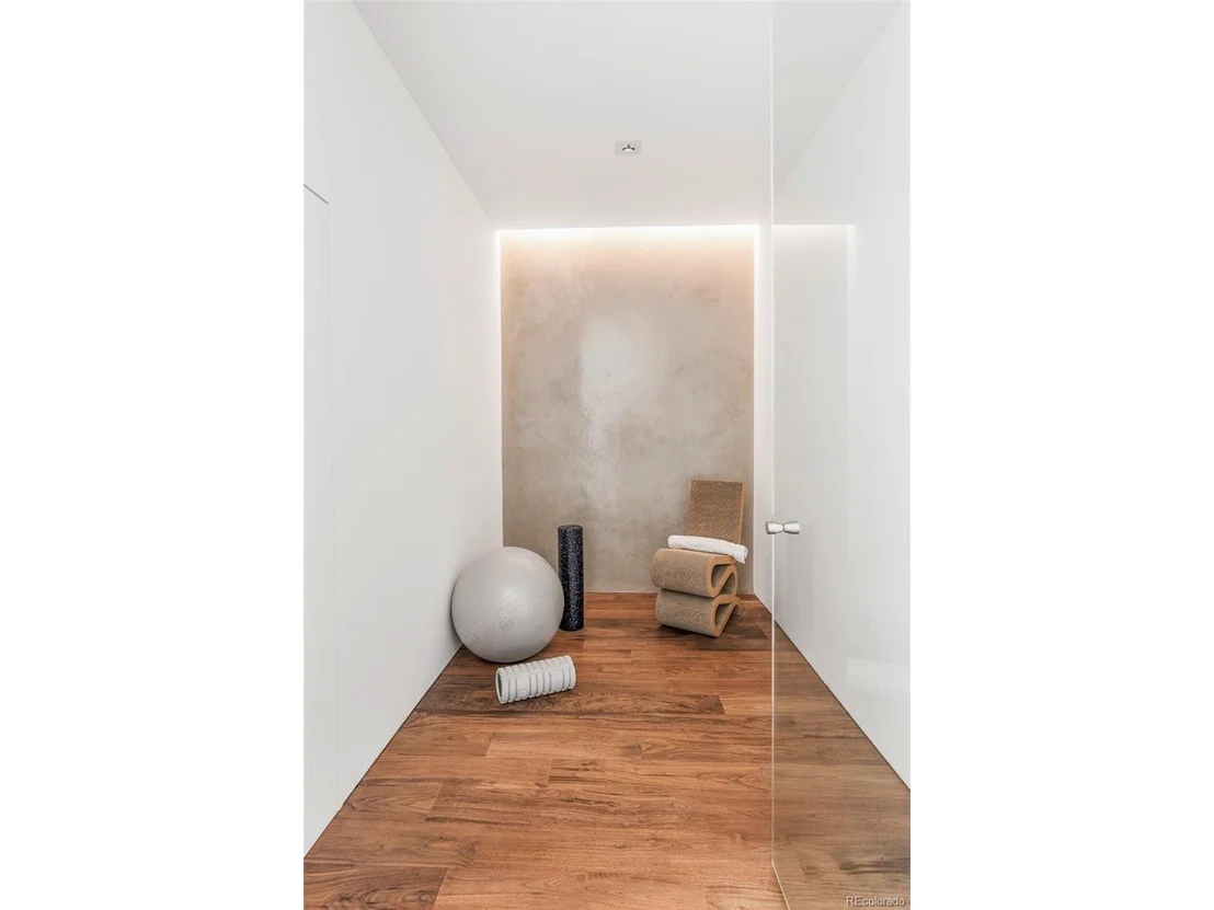 Photo of 4100 Bryant St