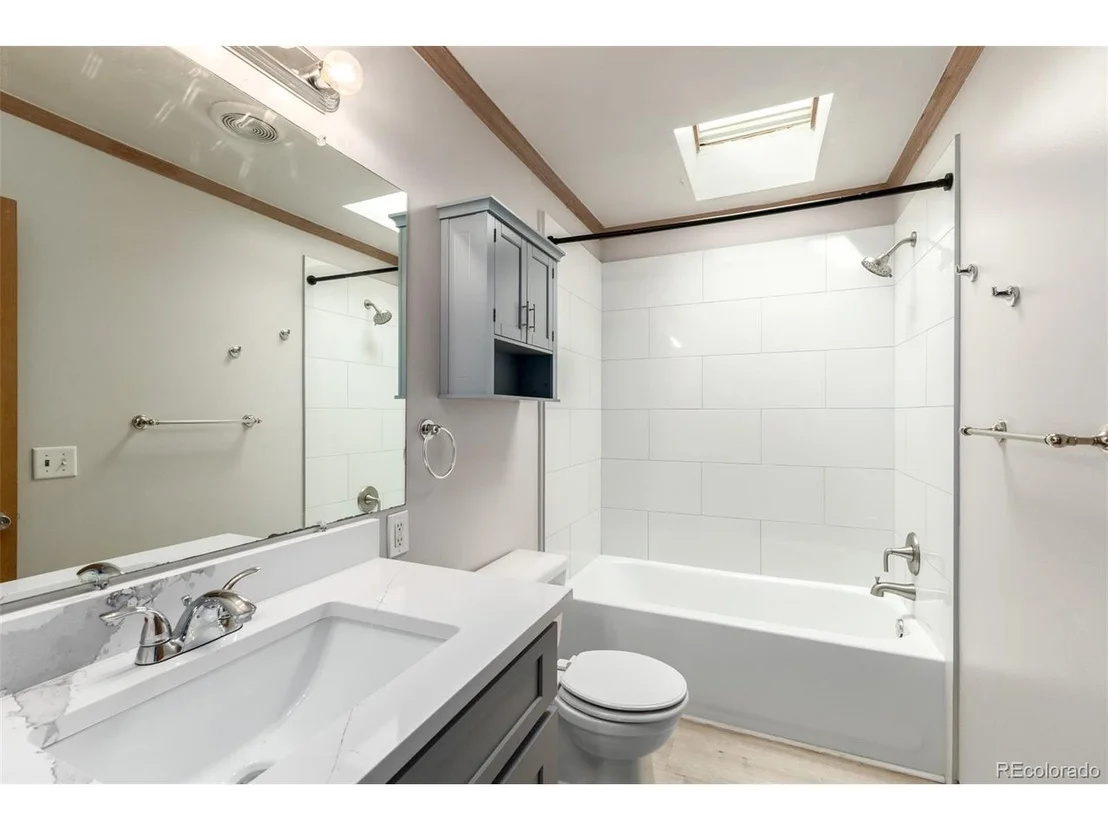 Photo of 5675 Bryant St