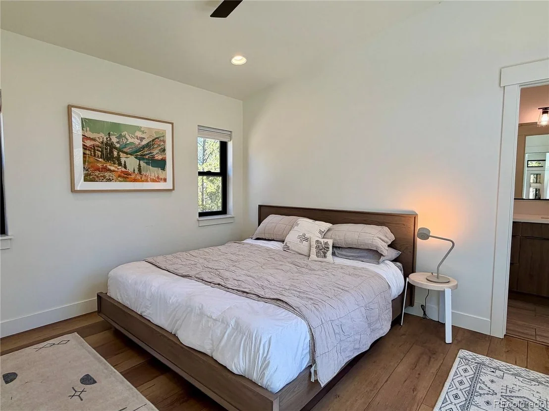 Photo of 341 Cedar Dr