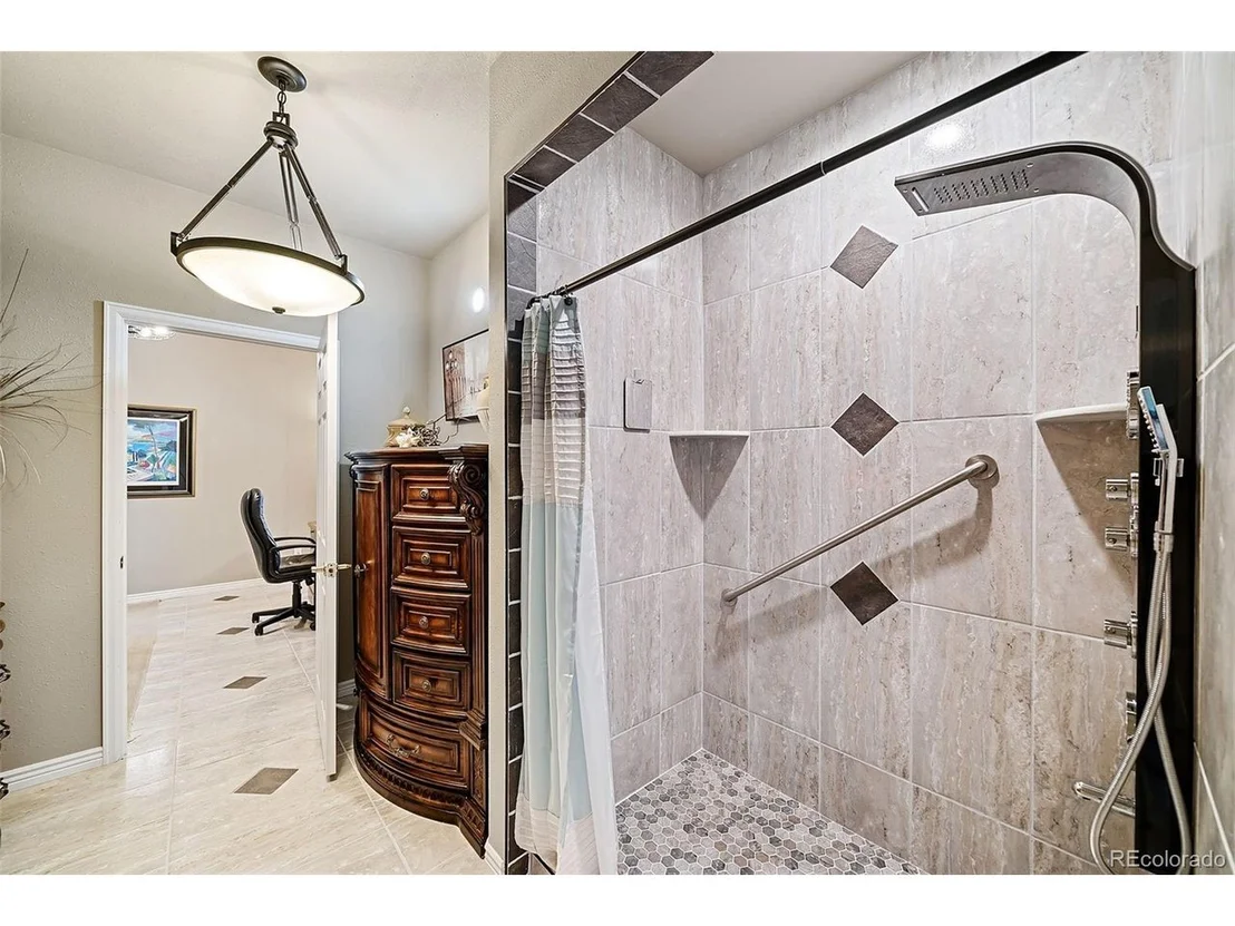 Photo of 1399 Gore Cir