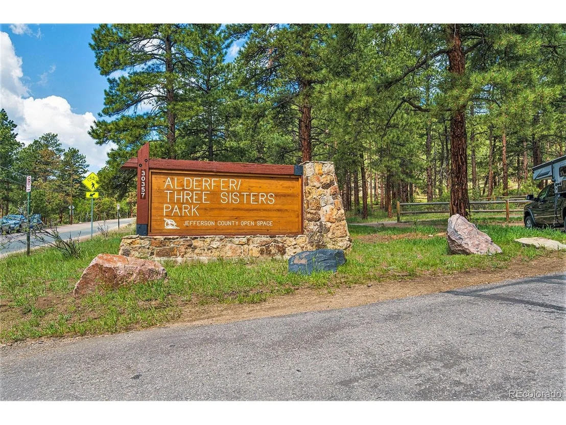 Photo of 5167 Knotty Pine Ln