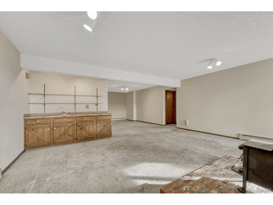 Photo of 345 Scrub Oak Way
