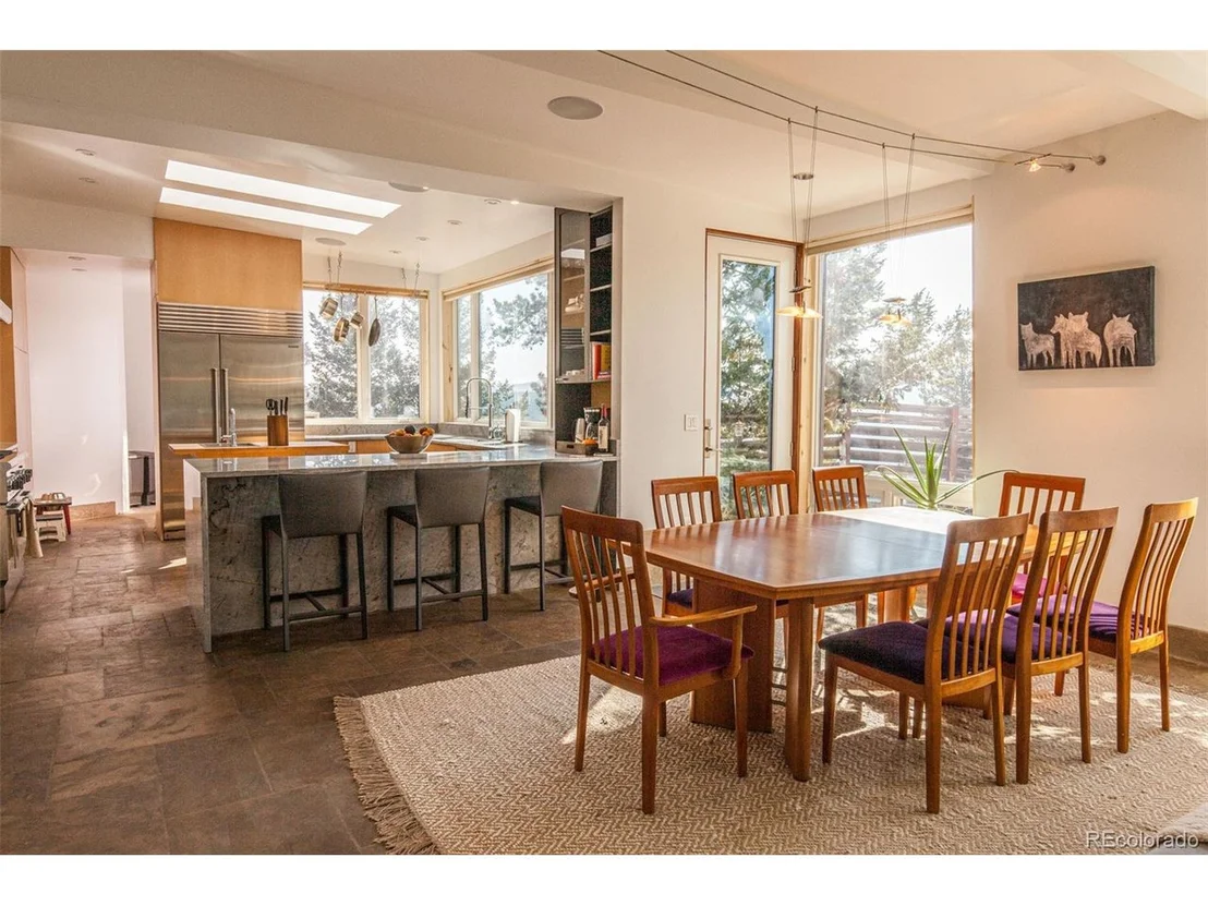 Photo of 4349 Ridge Rd