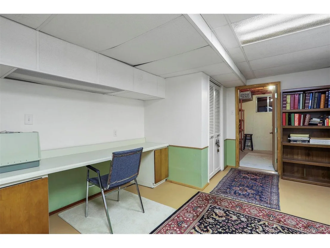 Photo of 300 Fox Dr