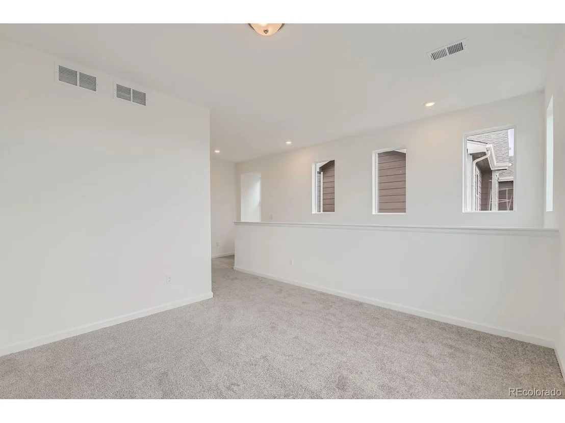 Photo of 856 Sunflower Dr