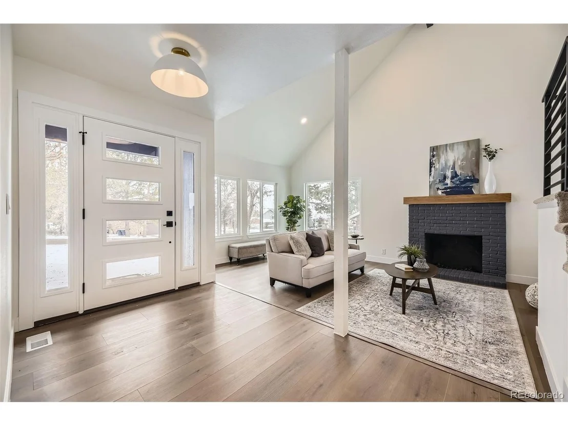 Photo of 7250 N Hyperion Way