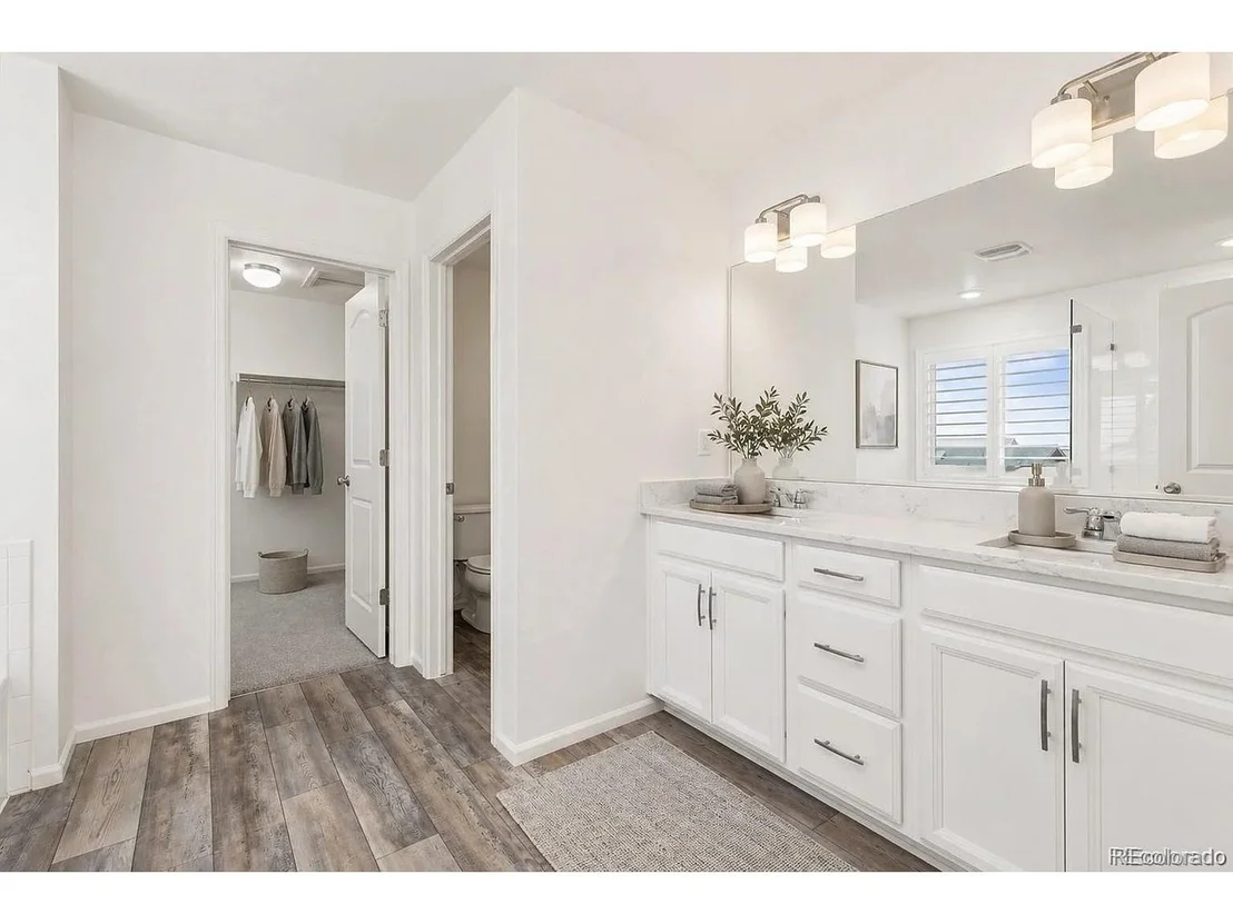 Photo of 12882 Crane River Dr