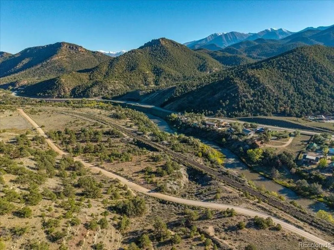 Photo of 1930 County Road 45
