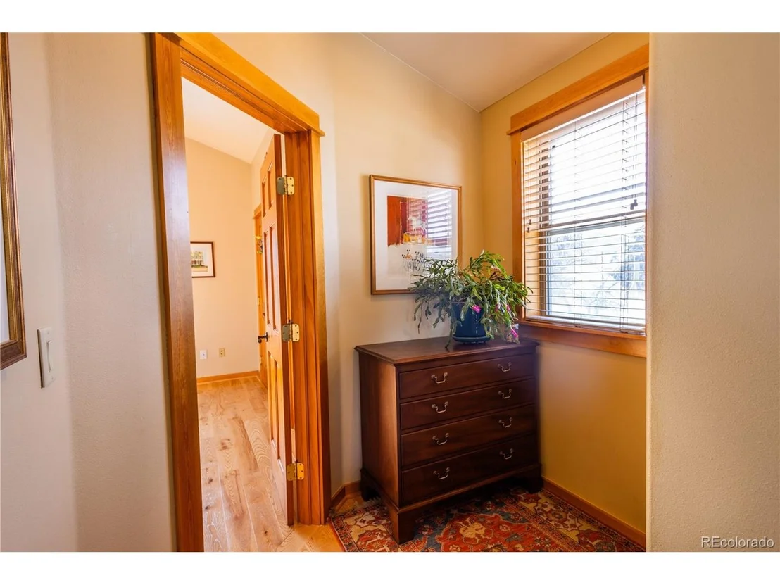 Photo of 413 Park Ave