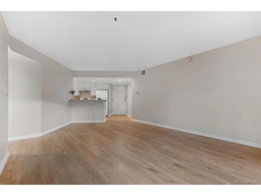 Photo of Unit 11 at 1085 Broadway