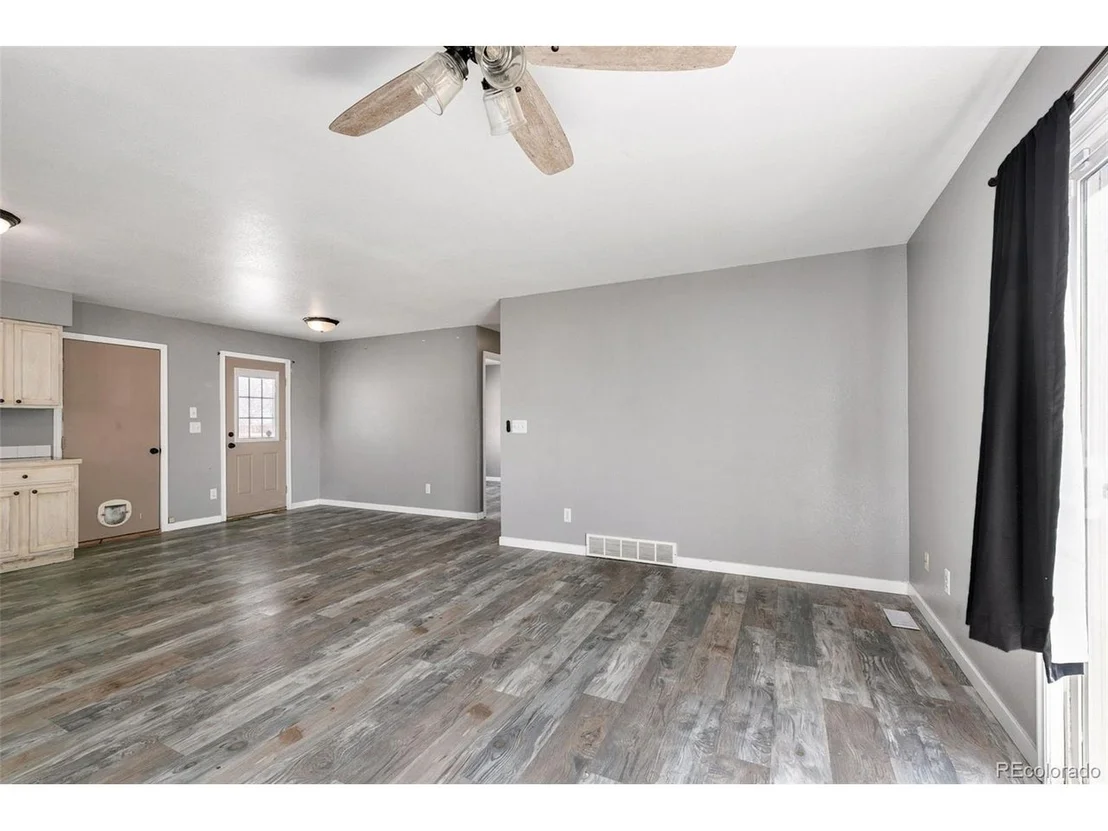 Photo of 3714 Mountain View Dr