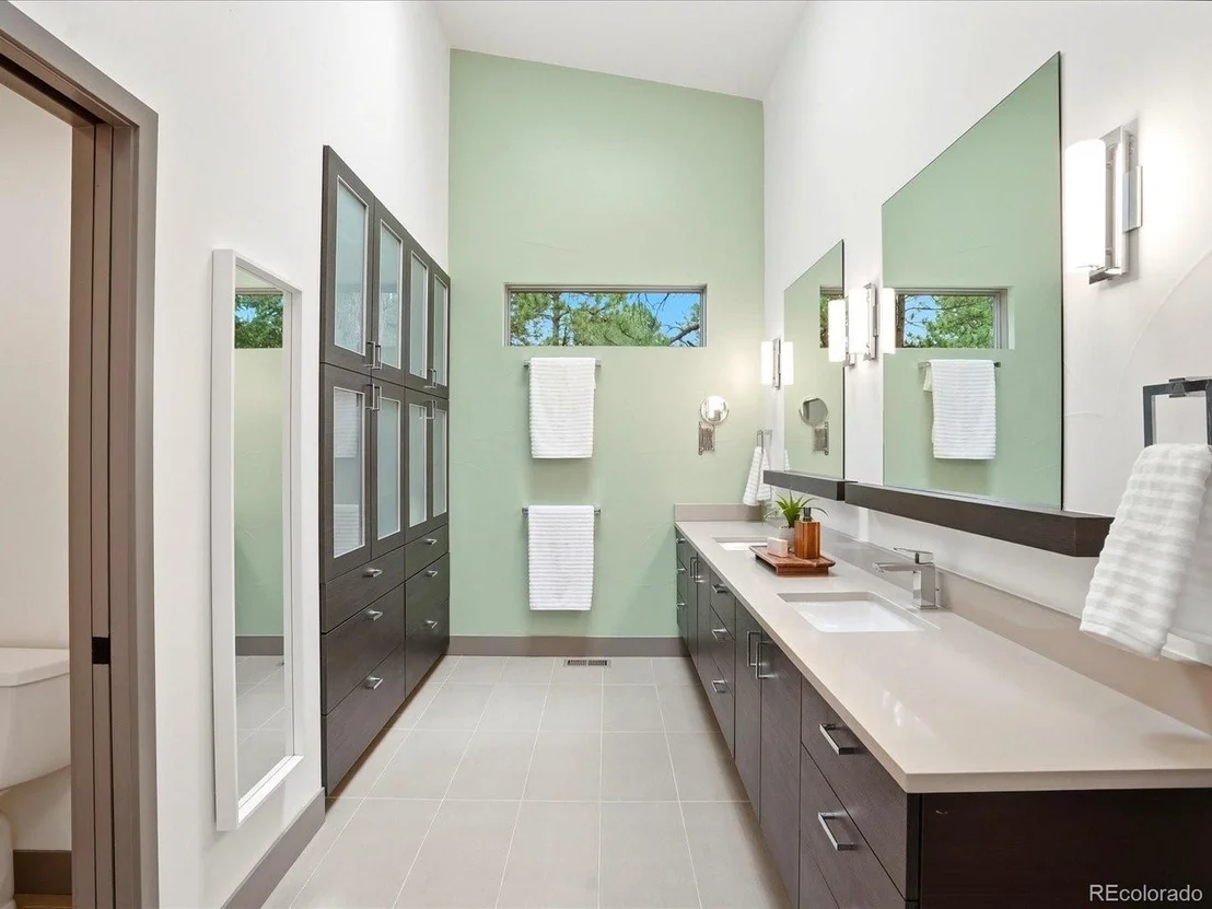 Photo of 5809 S Skyline Dr