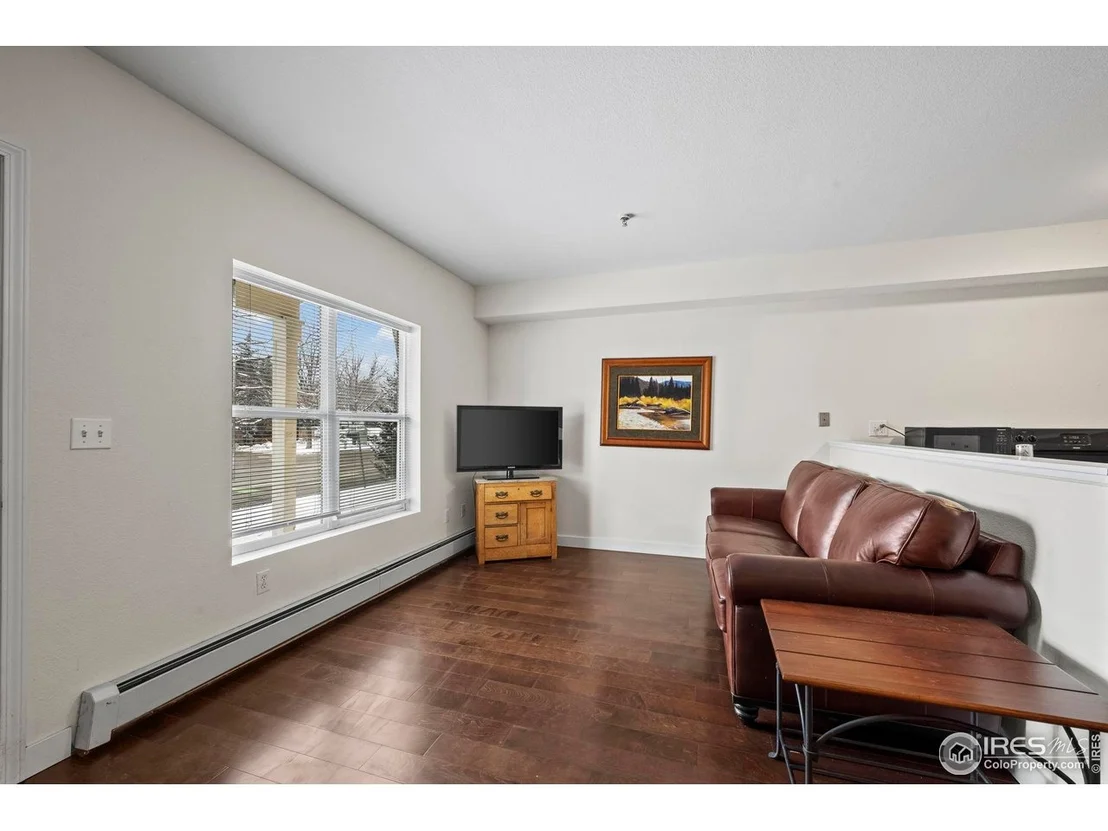Photo of Unit 115 at 3380 Folsom St
