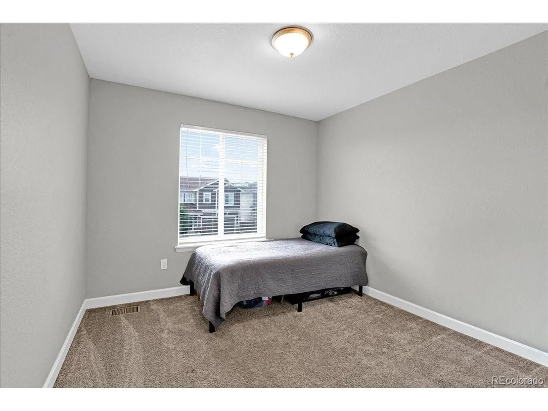 Photo of 970 White Leaf Cir