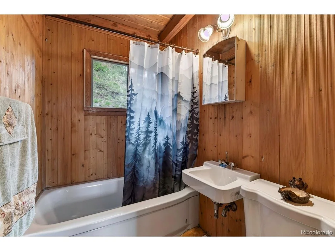 Photo of 354 Mesa Dr