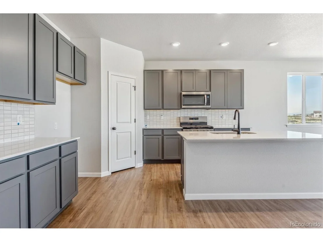 Photo of 2119 Summit Pl