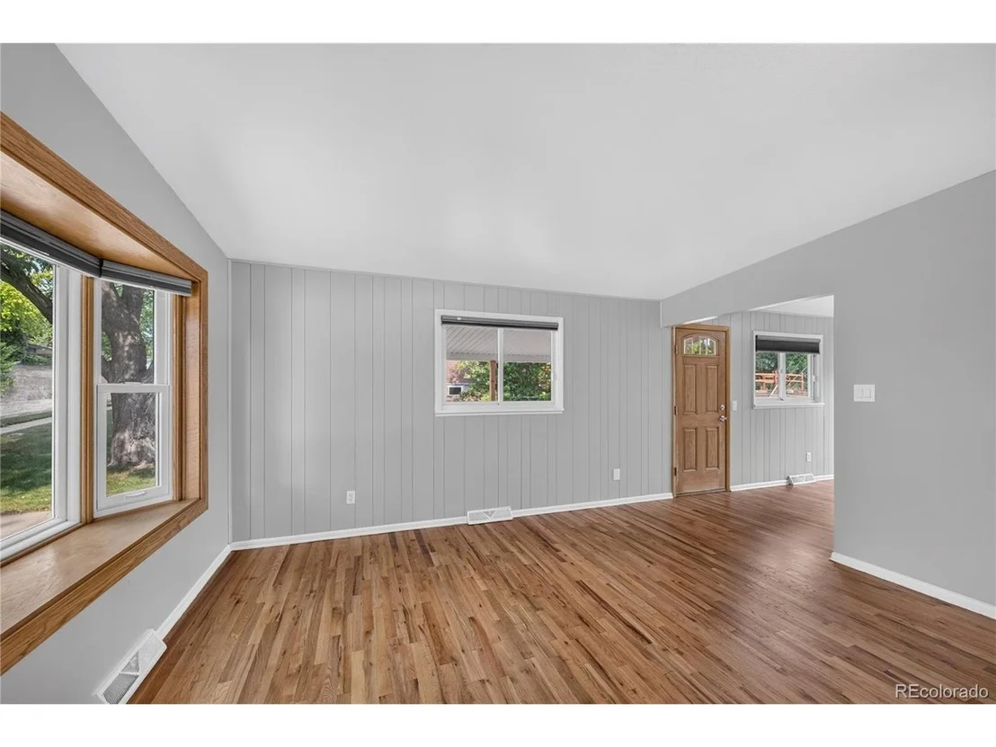 Photo of 4126 E Easter Ave