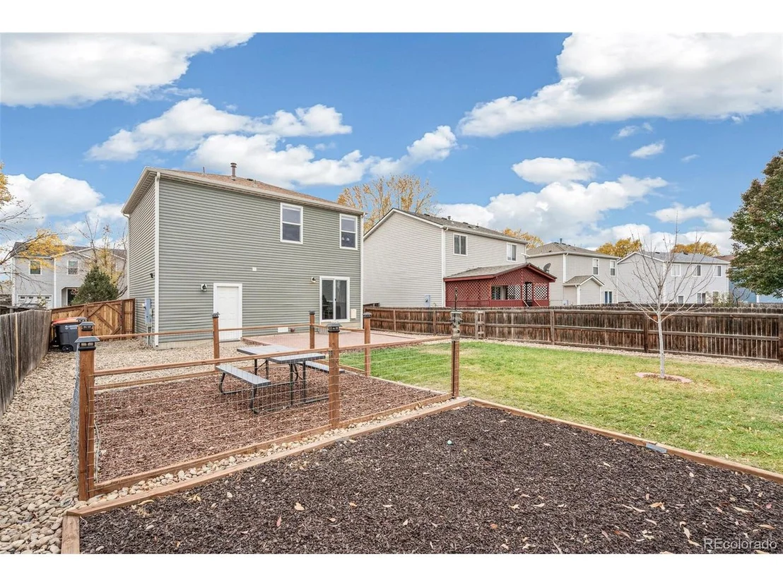 Photo of 1455 Hummingbird Cir