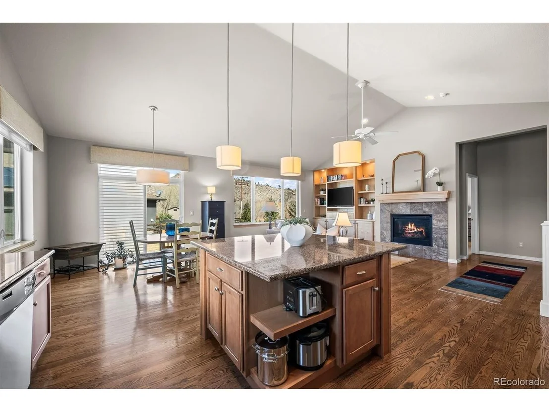 Photo of 400 Carter Dr