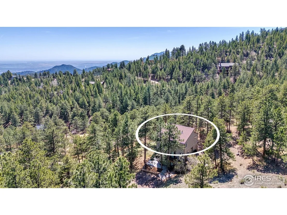 Photo of 287 Brook Cir